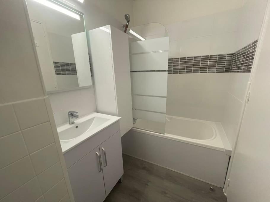 Le Cocon Hyerois Apartman Hyères Kültér fotó