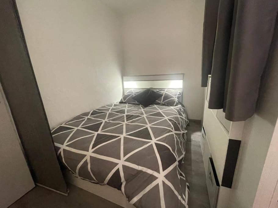 Le Cocon Hyerois Apartman Hyères Kültér fotó